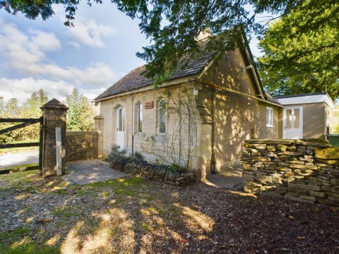 View Full Details for Lodge Cottage, Lypiatt, Stroud, GL6