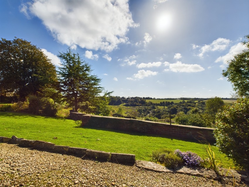 Images for Lodge Cottage, Lypiatt, Stroud, GL6