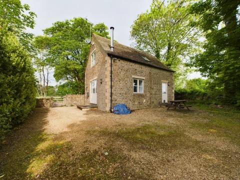 View Full Details for Applegarth Cottage, Birdlip