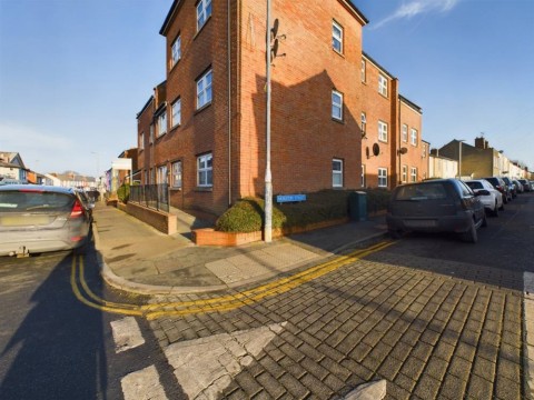 View Full Details for High Street, Tredworth